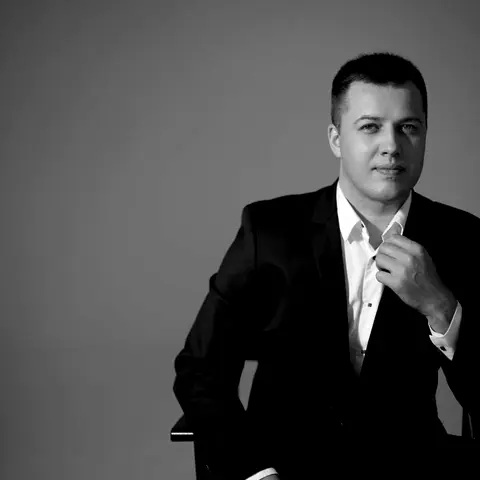 Ільєнко Едуард Спеціаліст з продажу квартир THE Capital Київ