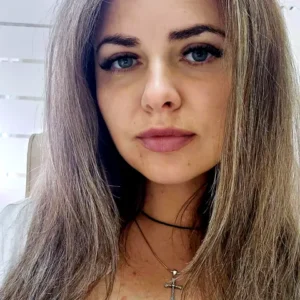 Шевель Марина