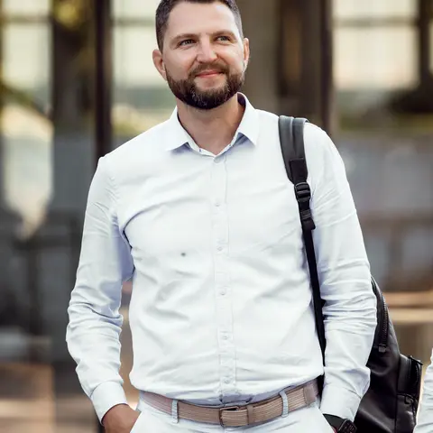 Сухомлин Дмитро Спеціаліст з продажу квартир THE Capital Київ