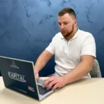 Вітер Денис