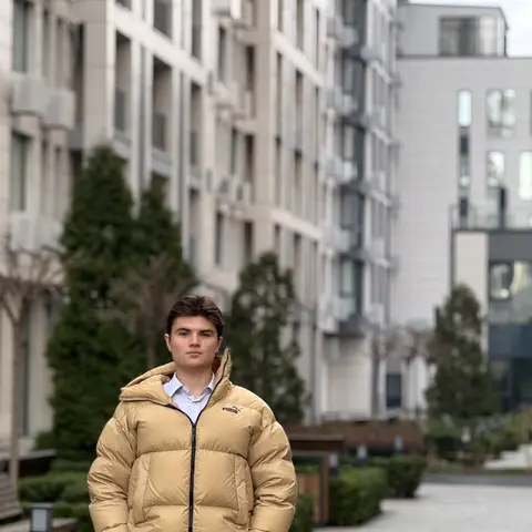 Ніколаєв Андрій