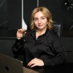 Доціс Олена