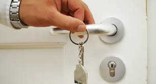 Оренда квартири без ріелтора: плюси і мінуси