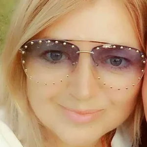 Константінова Леся