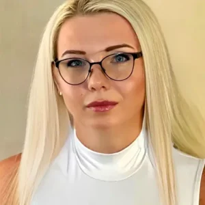 Клеймьонова Олена